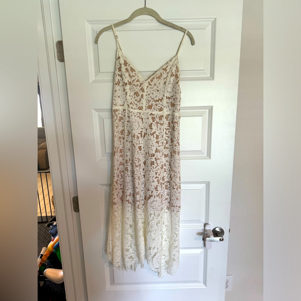 Lulus white lace dress